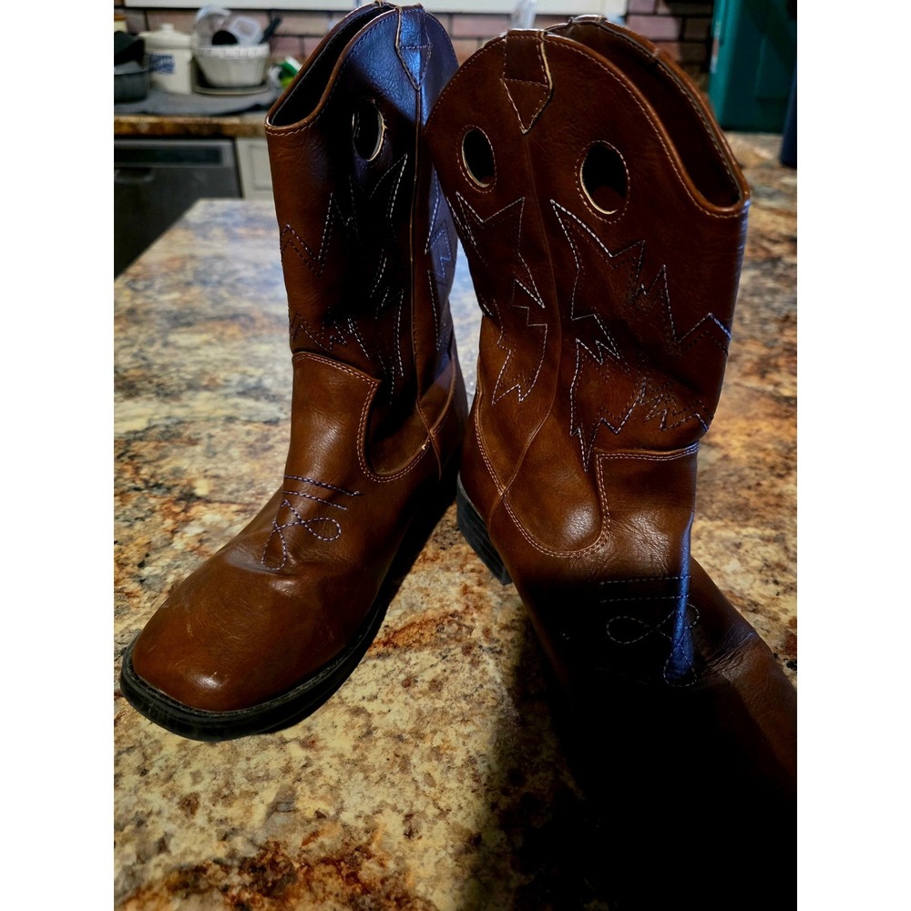 Wonder Nation Boys Brown Western Cowboy Boots Square Toe Size 6 BMWN20FF008